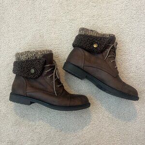 Cliffs by White Mountain Fold Over Lace Up Boots Brown Size 8
